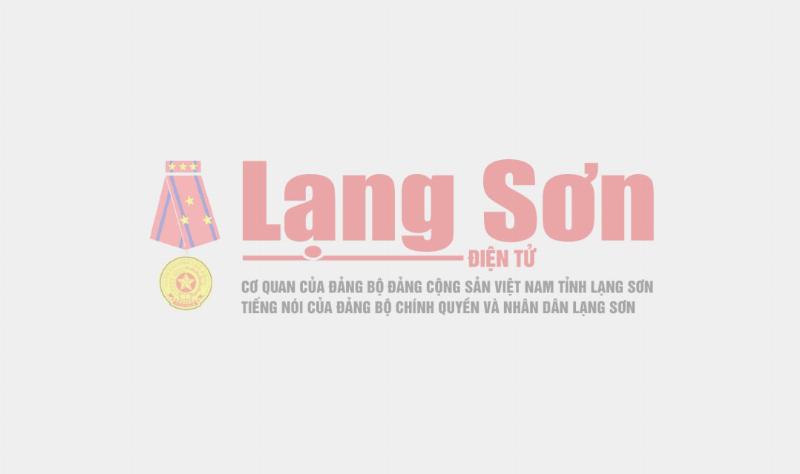 Hình ảnh diễn viên Trung Quốc thể hiện sự giằng xé nội tâm trước một lựa chọn khó khăn trong phim Hoa Ngữ