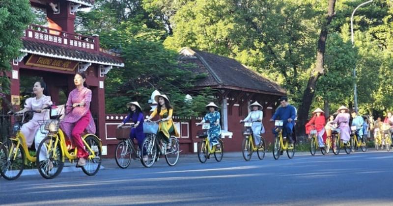 Áo bà ba Chăm: biểu tượng vẻ đẹp truyền thống