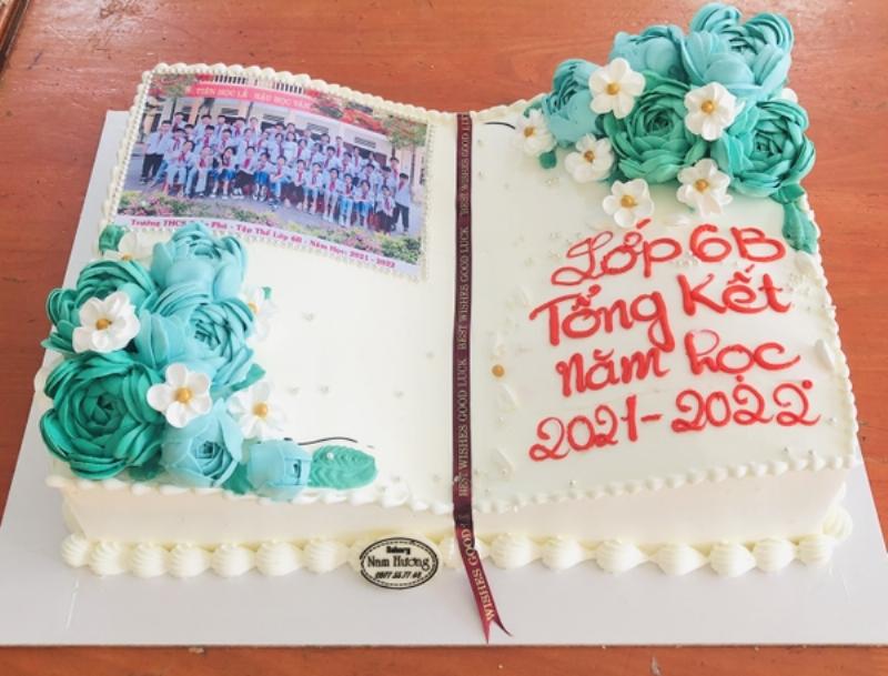 Bánh Kem Hình Sách Vở 20/11