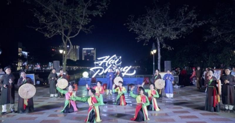 Bữa tiệc âm nhạc sôi động