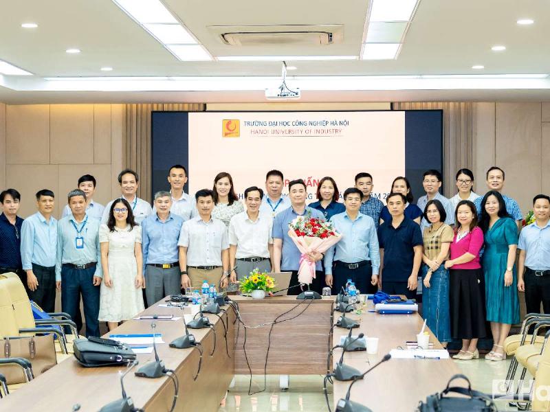 Cảnh quan sat su phat trien cua nganh cong nghiep ao tam tai Viet Nam voi nhieu thuong hieu va su kien moi