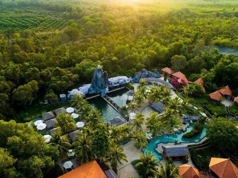 Bản đồ minh họa cung đường từ TP.HCM đến bãi biển Hồ Cốc và các điểm tham quan lân cận như Rừng Tràm, Suối Khoáng Nóng Bình Châu.