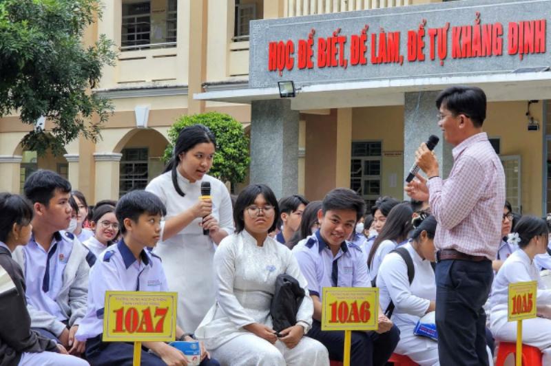 Thầy Giáo Thời 4.0