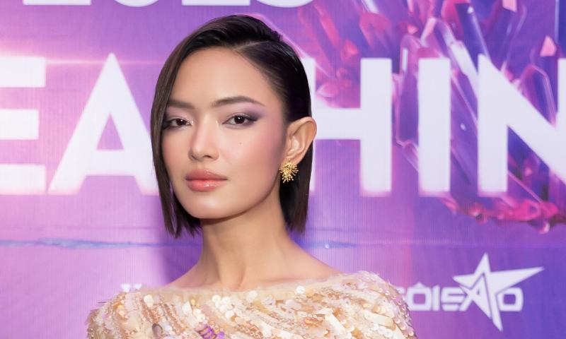 Trương Mỹ Nhân lộng lẫy trên thảm đỏ một sự kiện giải trí quan trọng