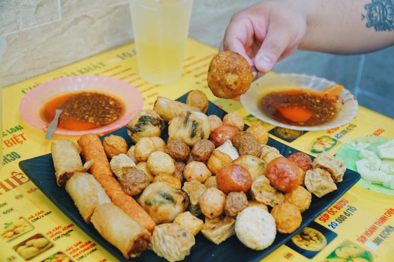 Hình ảnh minh họa các biến thể bánh ruốc gà tương lai hoặc sáng tạo hơn