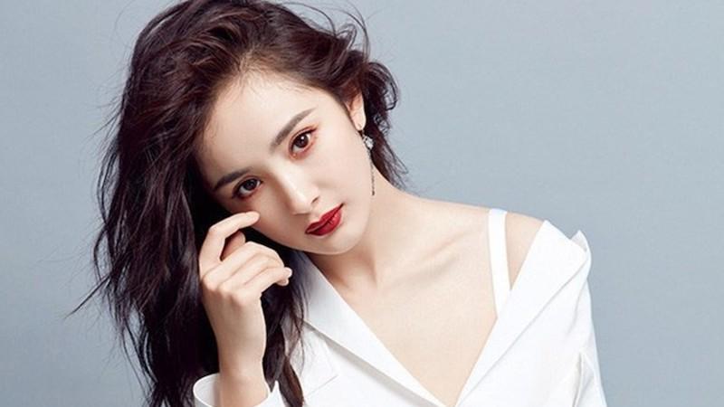 Che do cham soc sac dep va voc dang cua nghe si C-biz