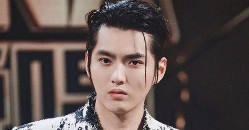 Hinh anh su that mo ho trong gioi giai tri Cbiz, goc khuat dang sau anh hao quang